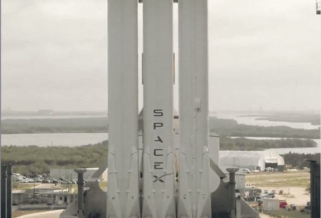 SpaceX Falcon Heavy