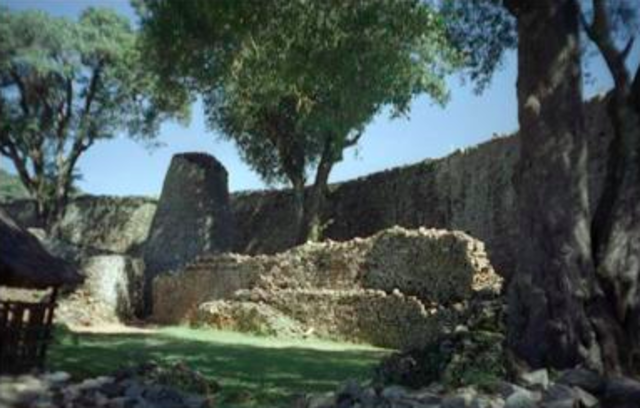 Conical tower and circular wall of Great Zimbabwe