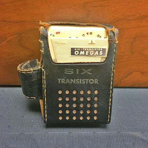 1957-Primer transistor de bolsillo