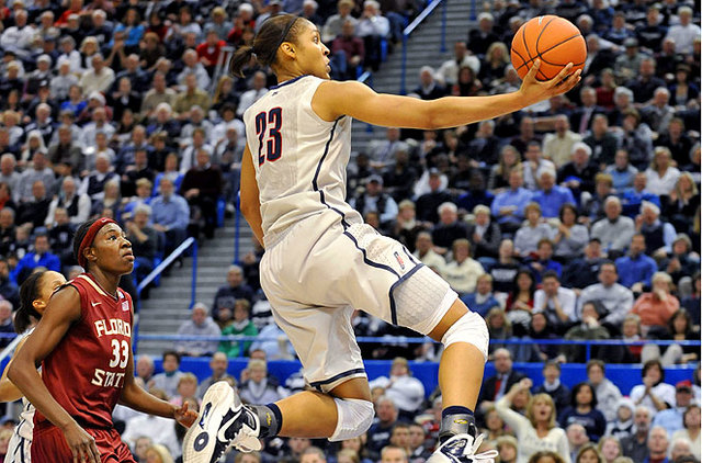 Surge el baloncesto femenin