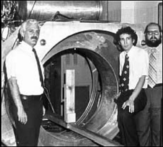 primer equipo de resonancia magnética