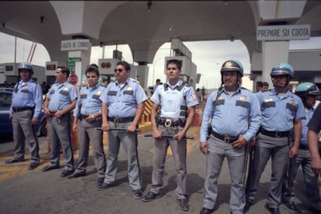 Silvestre Reyes, Hold The Line