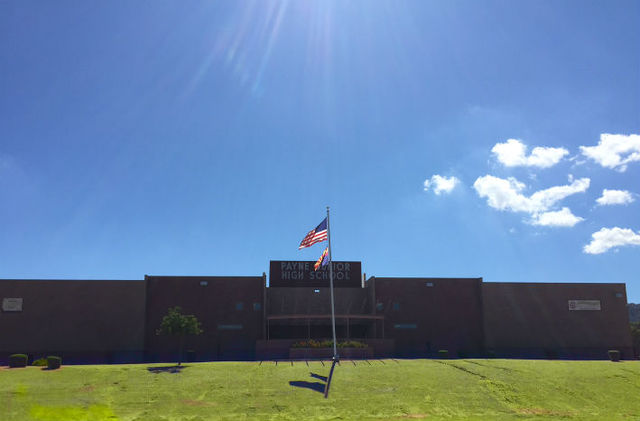 empezé la escuela ee medio