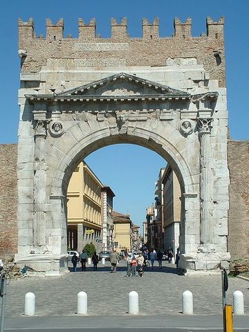 Arco di Augusto a Rimini