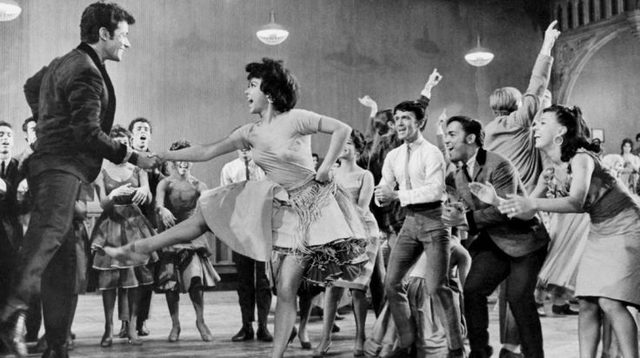 TERCER PERIODO fue entre la década de 1950 y 1970