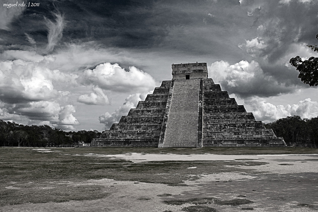 Decadencia de la cultura Maya