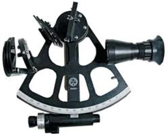 John Hadley, inventa el sextante.