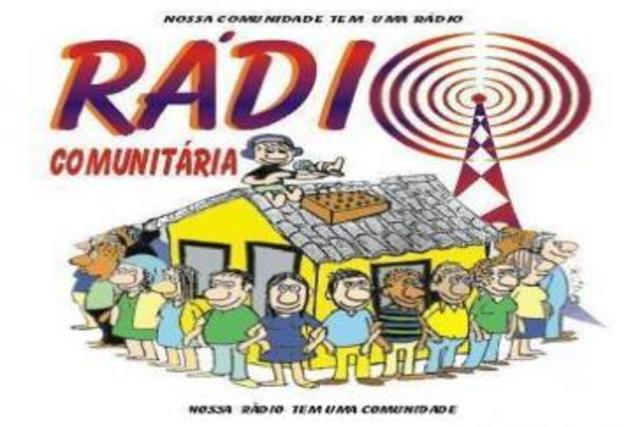 NACE LA RADIO COMUNITARIA