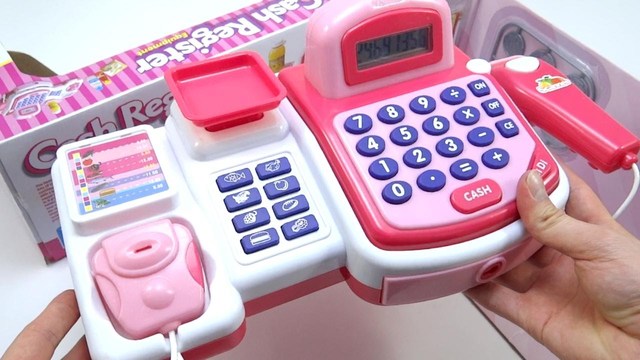 Empujando el carrito.