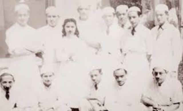 Se graduan las primeras enfermeras en mexico