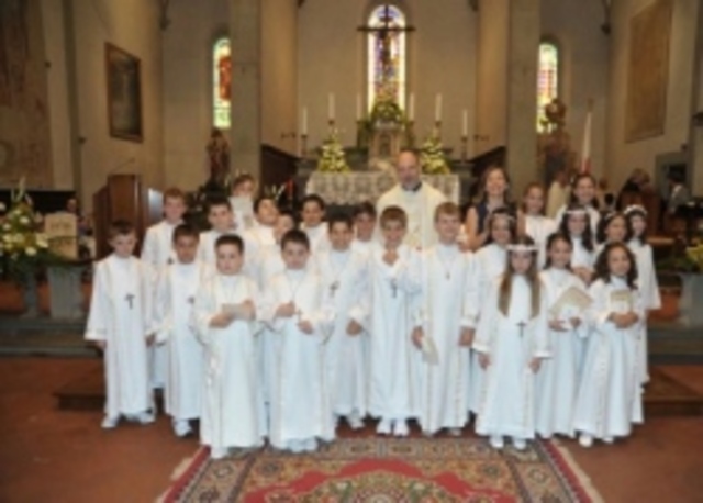 Giovanni Bocci fa la comunione