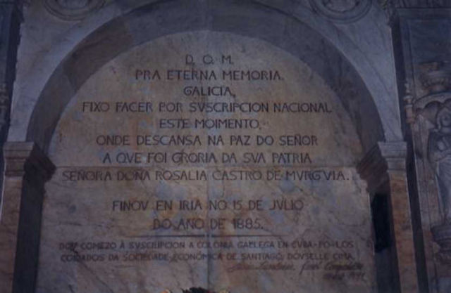 No Panteón de Galegos Ilustres.