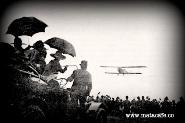 WILLIAN KNOX HACE SU PRIMER VUELO