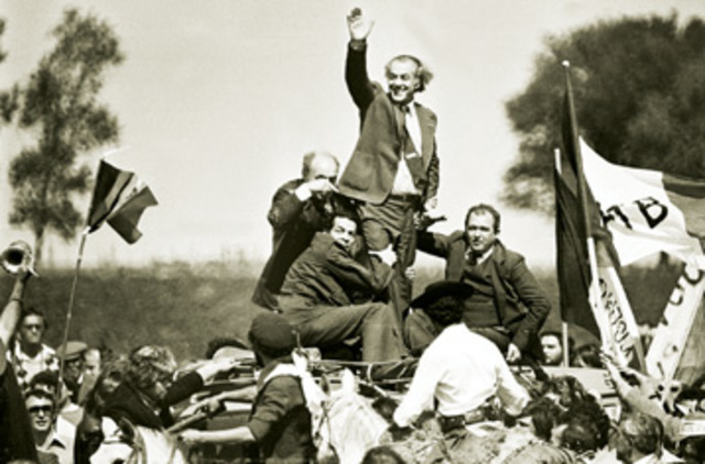 Brizola volta ao Brasil