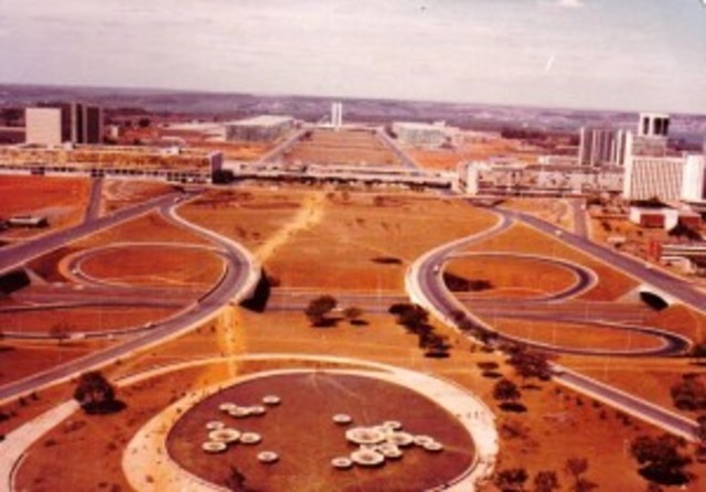 O fim do bipartidarismo