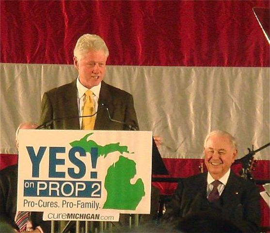 United States President Bill Clinton bars federal funding for any research on human cloning.