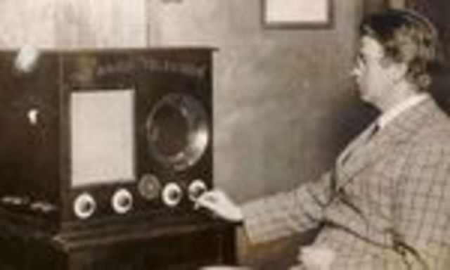 TELEVISIÓN- PRIMER TV MECÁNICO