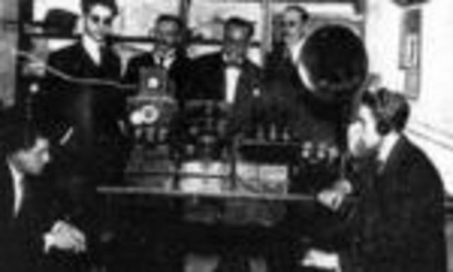 LA RADIO- TRANSMISOR