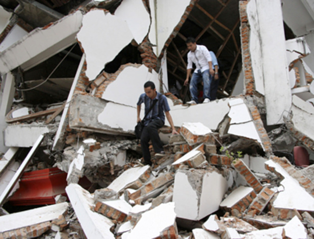 An earthquake hits northern Algeria, killing more than 2,000 people.