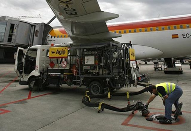 Combustible y tanqueo