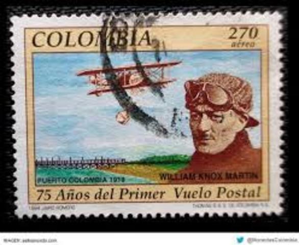Primer vuelo de correo