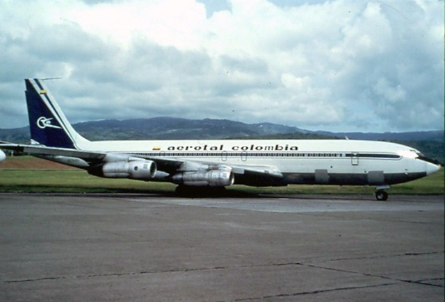 Fundación de AEROTAL.