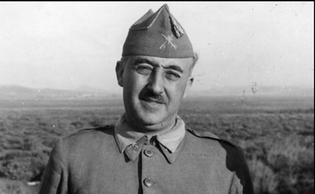 Ο Φράνκο αρχηγός του Επιτελείου