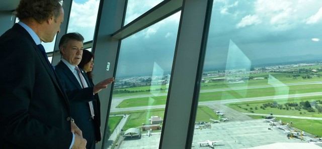 Inauguración de la nueva torre de control de El Dorado.
