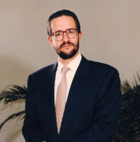 Se retira Hugo Salinas y llega RIcardo Salinas Pliego