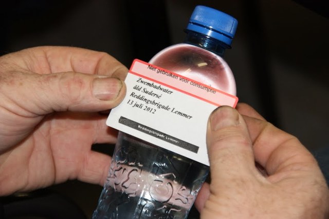 Laatste zwemavond in zwembad Suderse