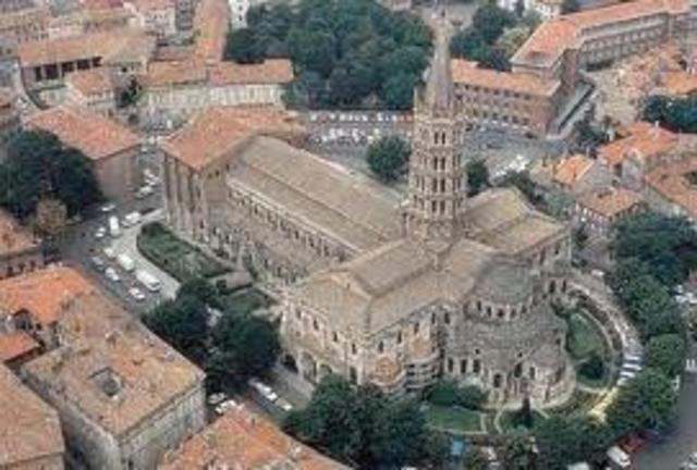 ARCHITECTURE Romanesque - "Saint Sernin"