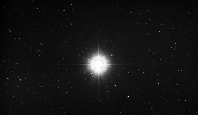 Observación de la Estrella Nova Aquilae