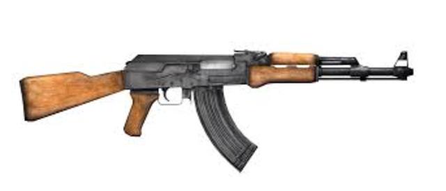 Fusil AK-47 - Mikhail Kalashnikov
