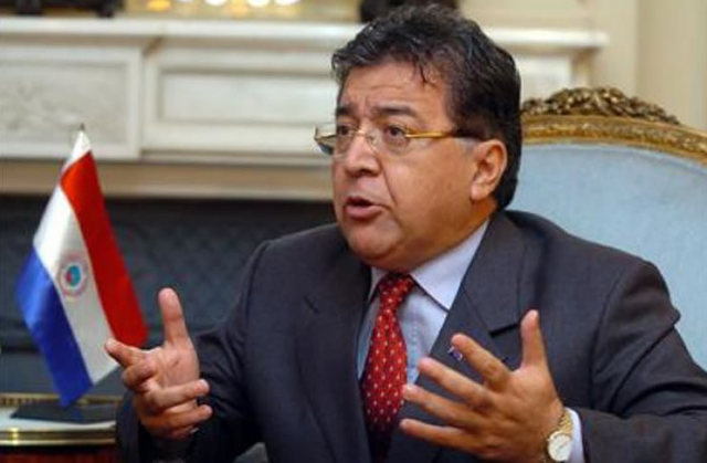 Nicanor Duarte elegido presidente de Paraguay