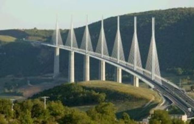 VIADUCTO DE MILLAU