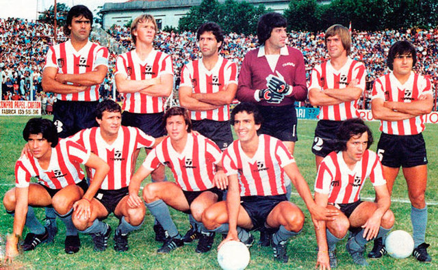 Primer campeonato logrado por el equipo Junior