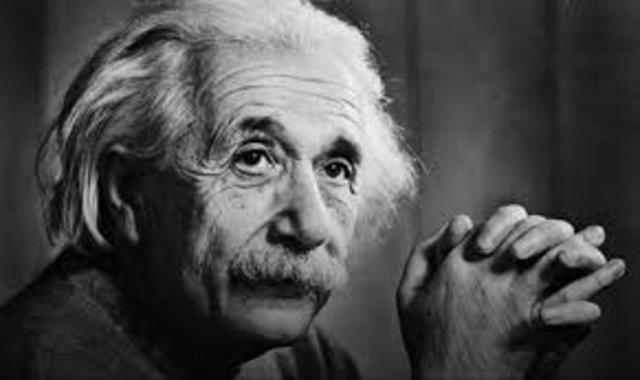 Albert Einstein (Imperio alemán, 14 de marzo de 1879-Princeton, Estados Unidos, 18 de abril de 1955)