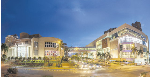 Barranquilla: Apertura del Centro Comercial Buenavista
