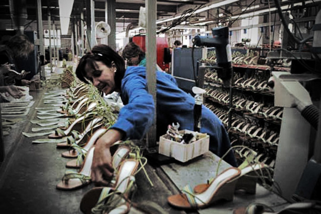 Producción de zapatos