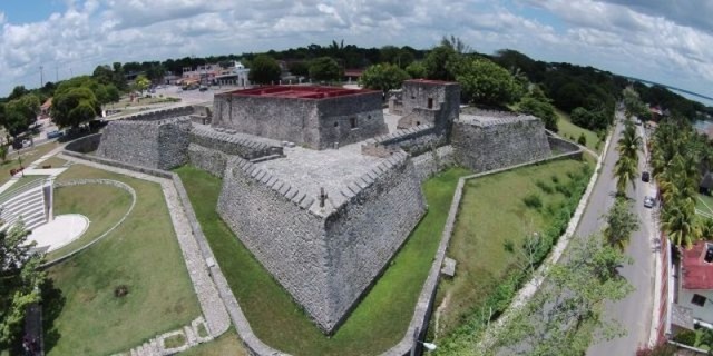 terminación de la construcción del fuerte de San Felipe