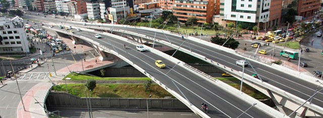 Puente calle 100.Hito de la ingeniería colombiana.