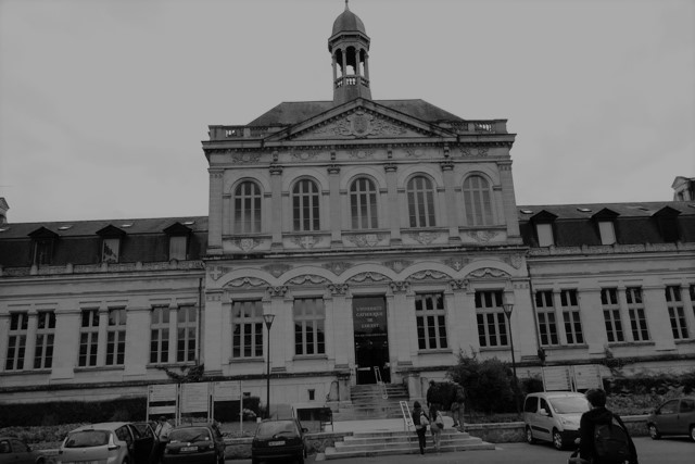 Buffon comienzó sus estudios en Matemáticas, Botánica.