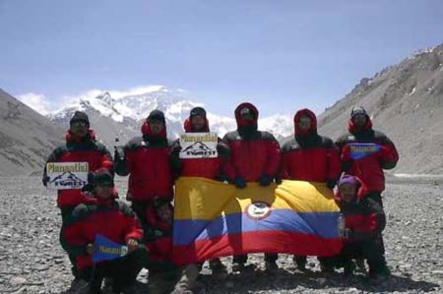 Colombians at the top of the Everest