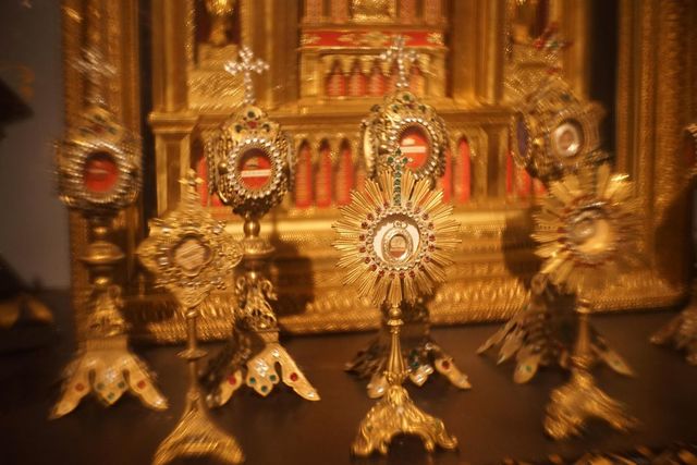 Catholic Church Before Reformation (Relics)