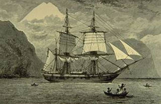 Charles Darwin regresa a Inglaterra.