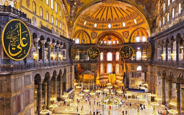 Hagia Sophia completed