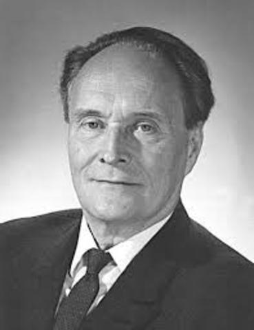 Georgy Frantsevich Gause nace en Rusia