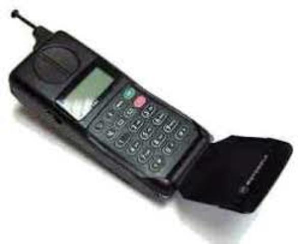 En esta fecha me regalan mi primer celular