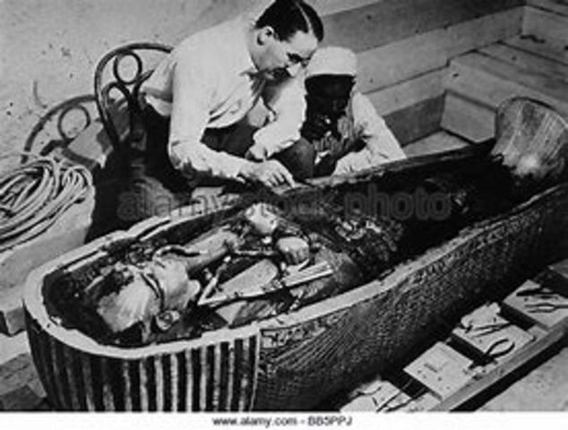 Descubrimiento de la tumba de Tut Anj Amón