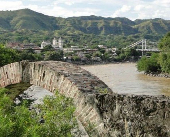 Construcción de puertos fluviales-Barranquilla y Honda